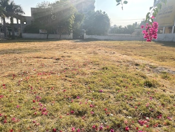 vrindavan greens resort
