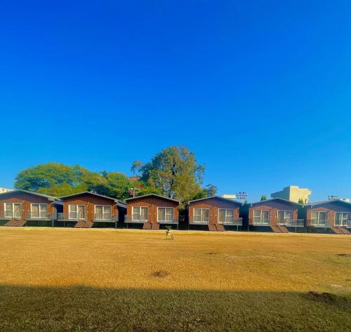vrindavan greens resort