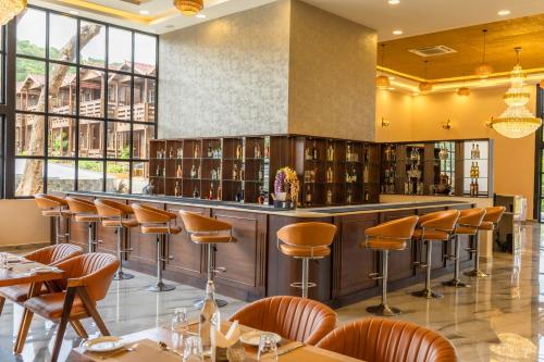 axiom resort luxury cottages arambol