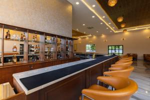 axiom resort luxury cottages arambol