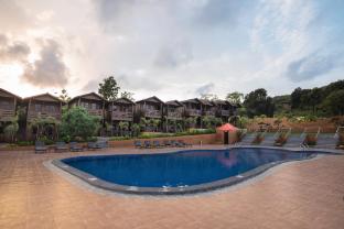 axiom resort luxury cottages arambol