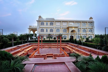 hari mahal resort