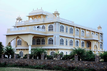 hari mahal resort