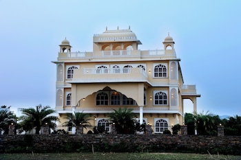 hari mahal resort