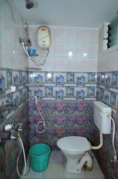 dhamstay hotel savashi near temple puri