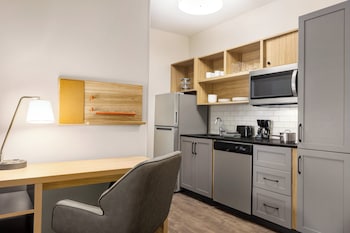 Candlewood Suites Coralville Iowa City By Ihg,,3 star