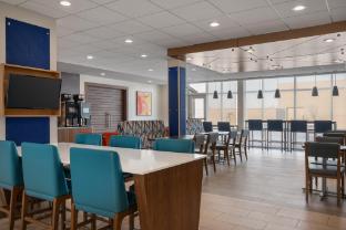 holiday inn express and suites muncie northwest by ihg