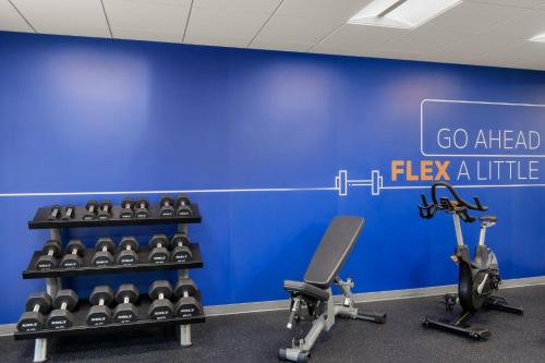 holiday inn express and suites muncie northwest by ihg