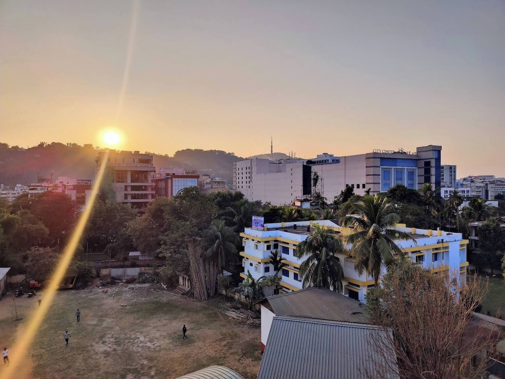 cozy guwahati apartment with city and mountain views