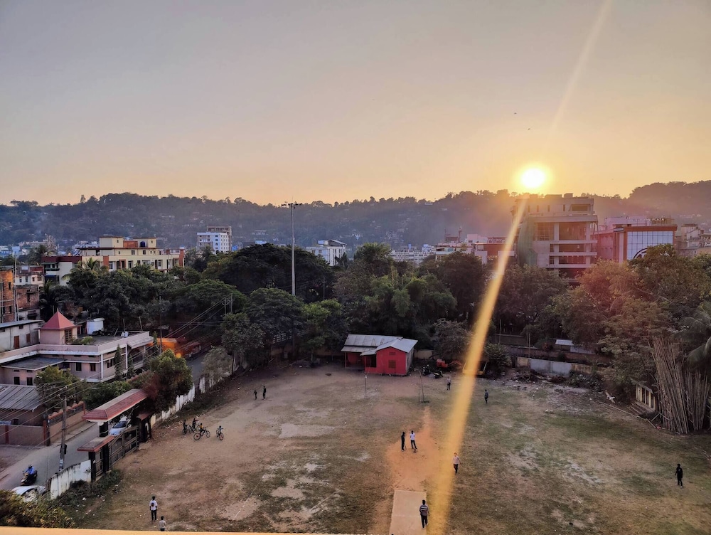 cozy guwahati apartment with city and mountain views