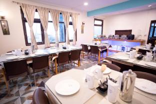 verdant the lush gateway