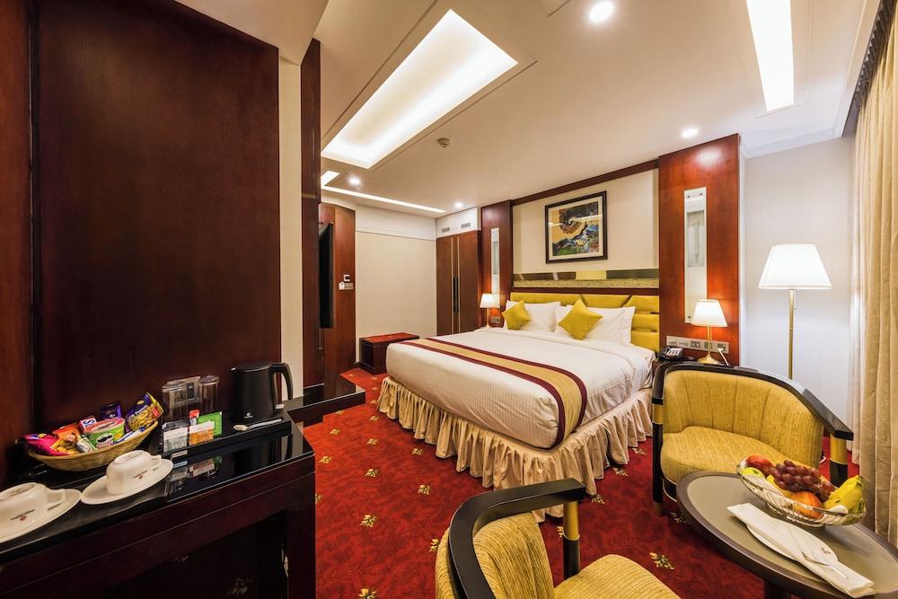 grand palace hotel and resorts dhaka