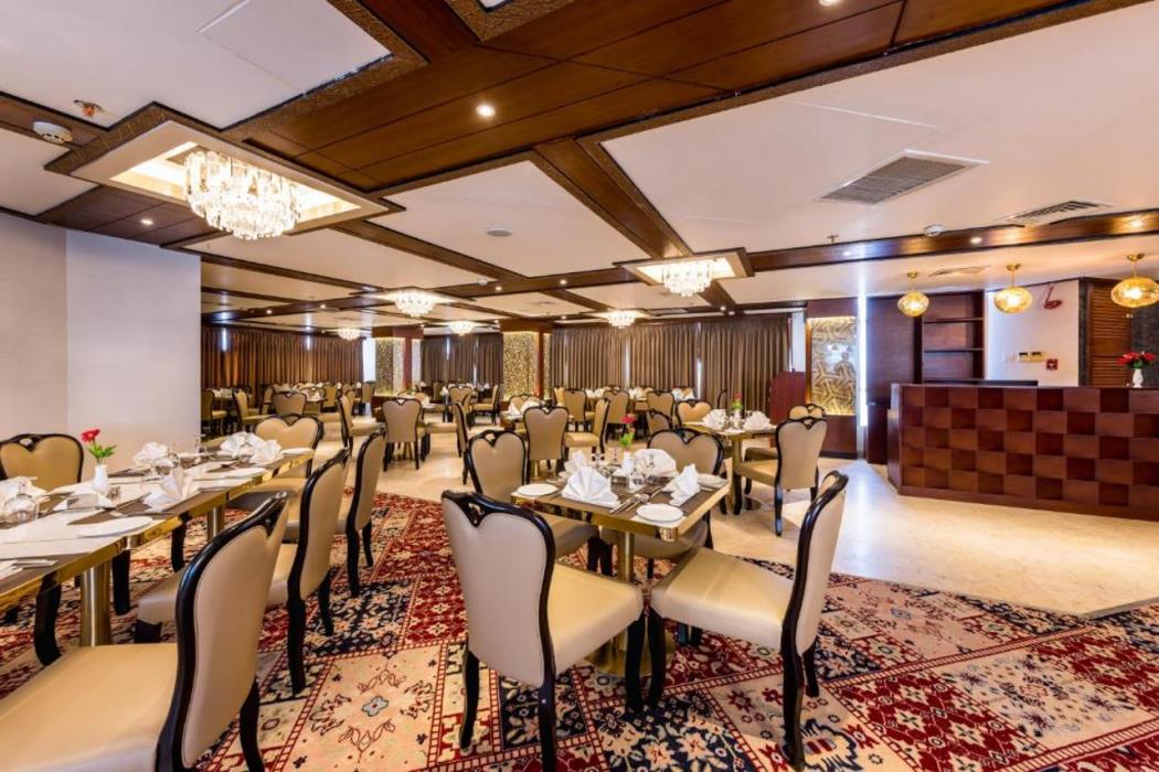 grand palace hotel and resorts dhaka
