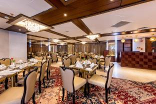 grand palace hotel and resorts dhaka
