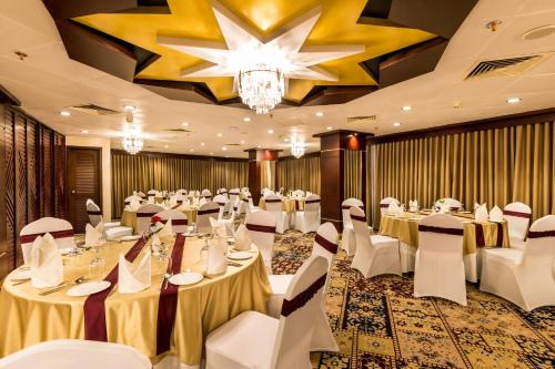 grand palace hotel and resorts dhaka