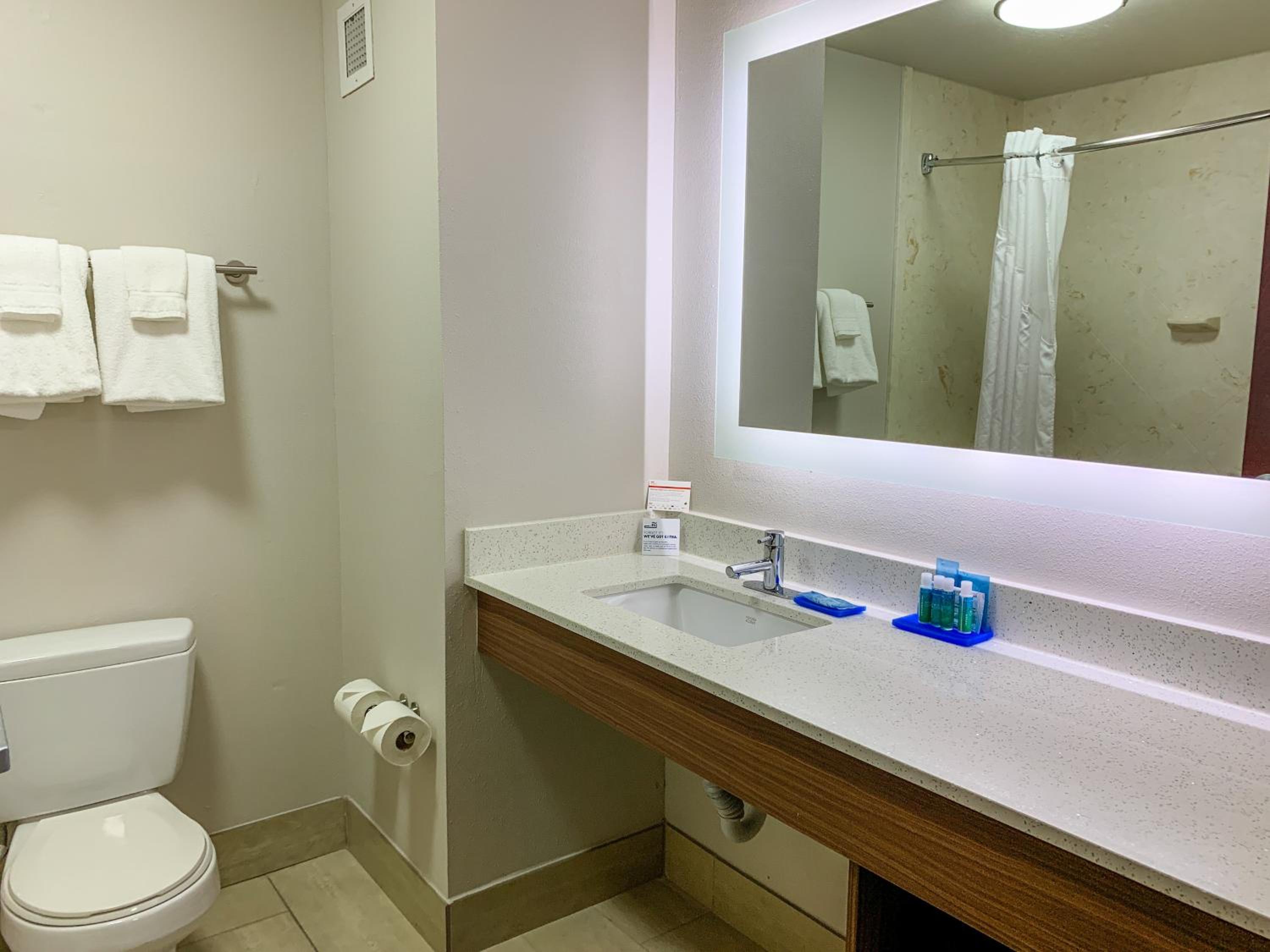 holiday inn express and suites lexington dtwn area keenland by ihg