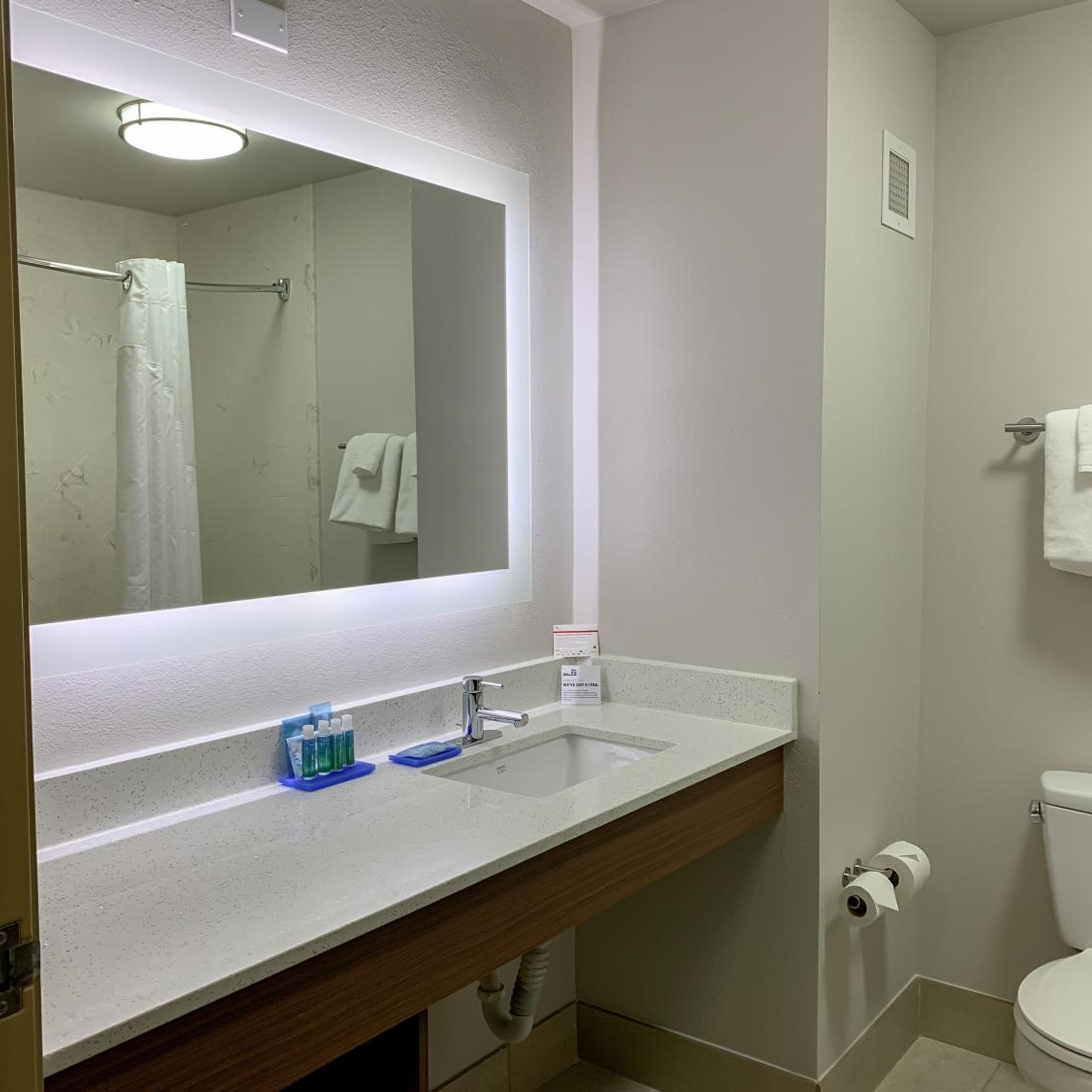 holiday inn express and suites lexington dtwn area keenland by ihg