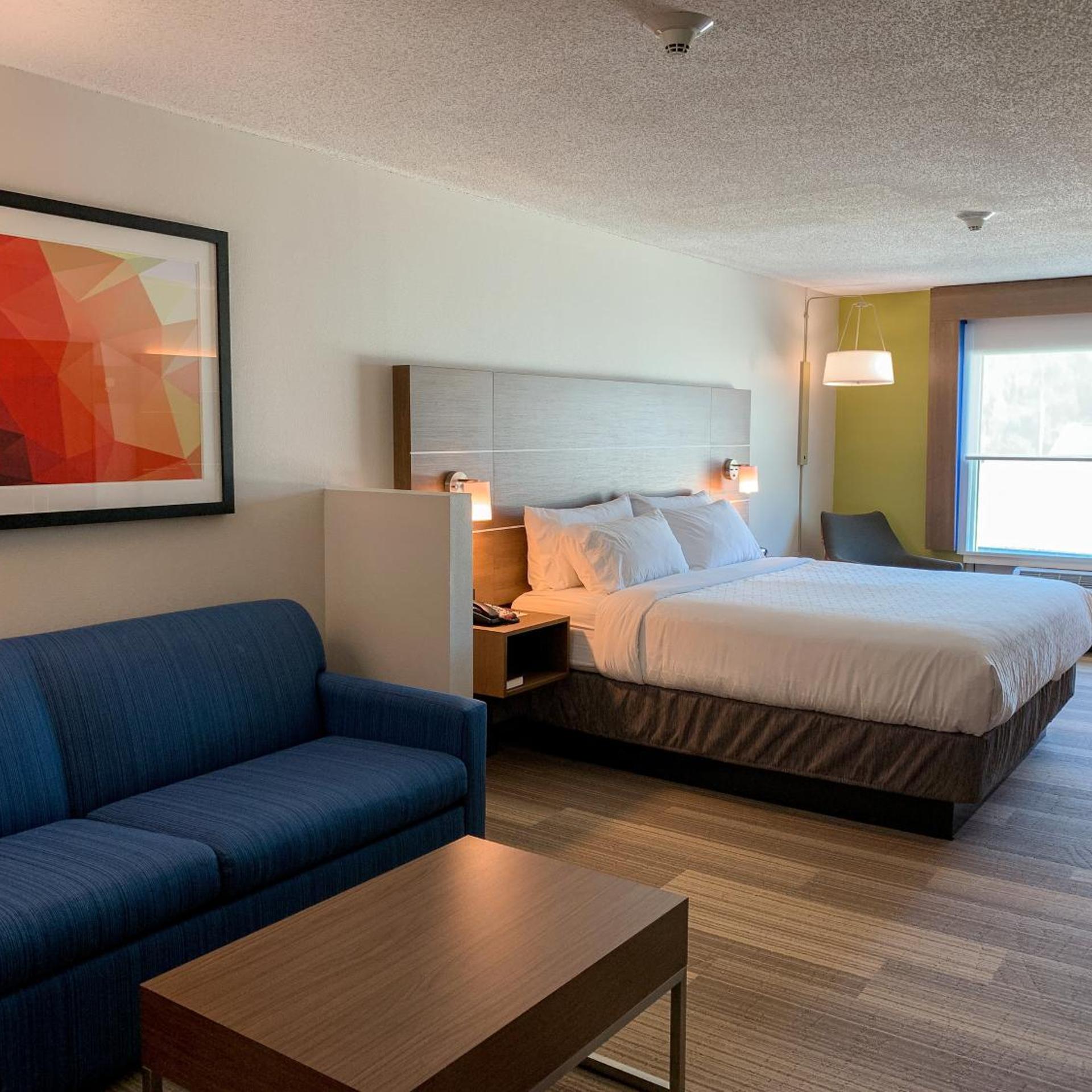 holiday inn express and suites lexington dtwn area keenland by ihg
