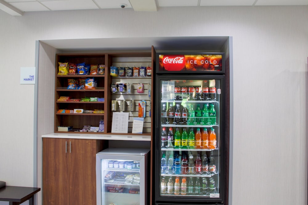 holiday inn express and suites lexington dtwn area keenland by ihg