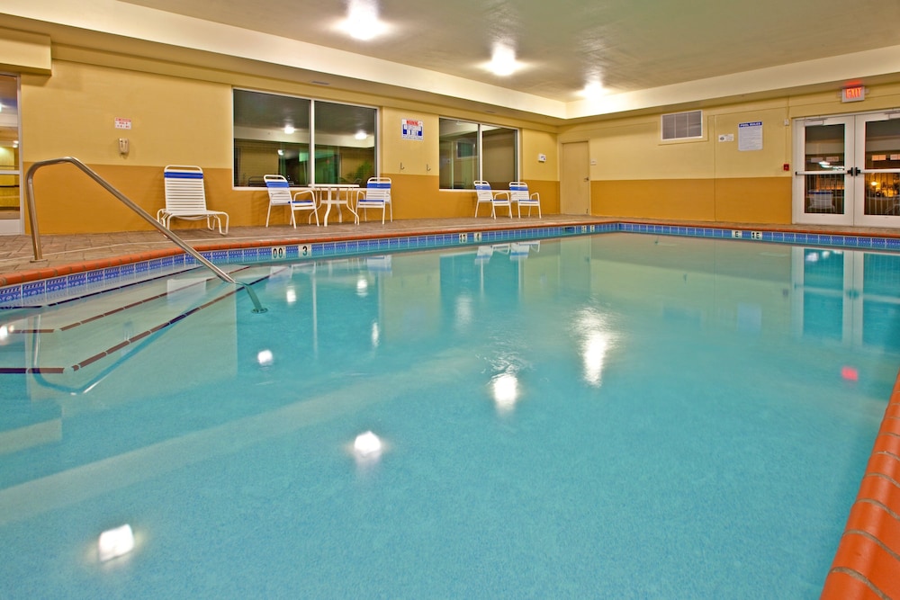 holiday inn express and suites lexington dtwn area keenland by ihg