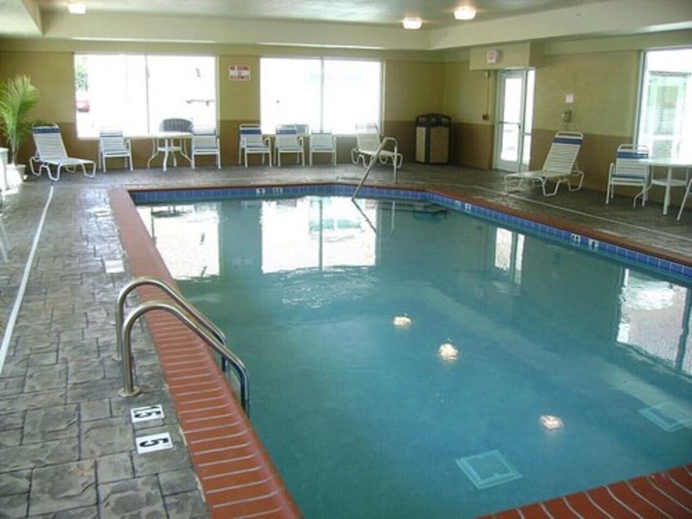 holiday inn express and suites lexington dtwn area keenland by ihg