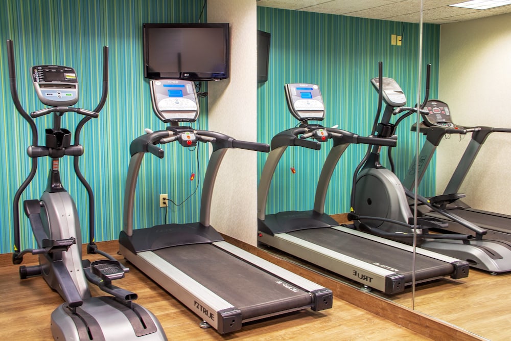 holiday inn express and suites lexington dtwn area keenland by ihg