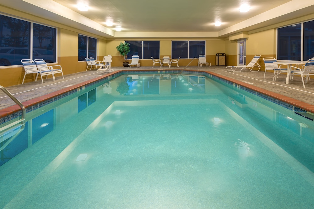 holiday inn express and suites lexington dtwn area keenland by ihg