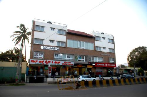 Hunkal Stays,,4 star