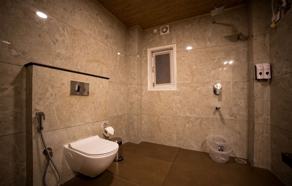 yashshree pelling chekhim retreat