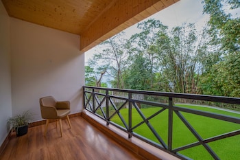 yashshree pelling chekhim retreat