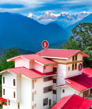 yashshree pelling chekhim retreat