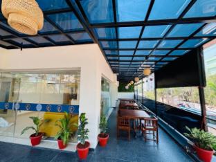 hiwa boutique hotel