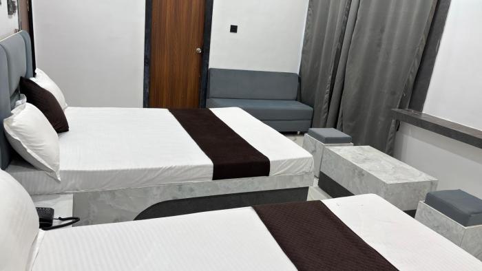 hotel shree ashtavinayak grand