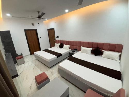 hotel shree ashtavinayak grand