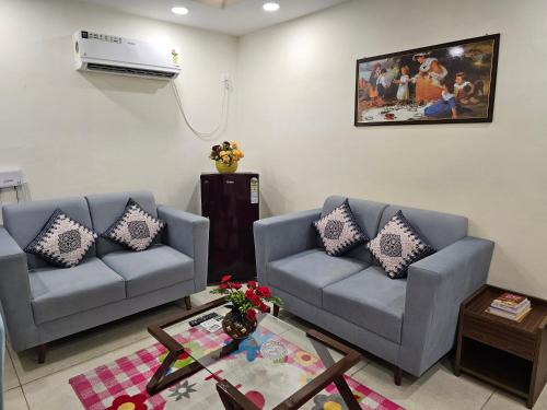 ultra luxury 1bhk 1121 flat by bliss stay