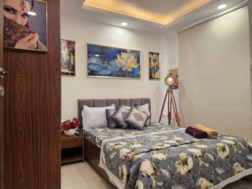 ultra luxury 1bhk 1121 flat by bliss stay