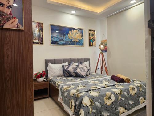 ultra luxury 1bhk 1121 flat by bliss stay