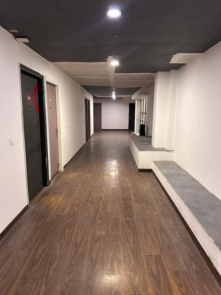 hotel shore i faridabad