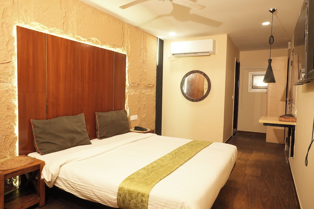 hotel shore i faridabad