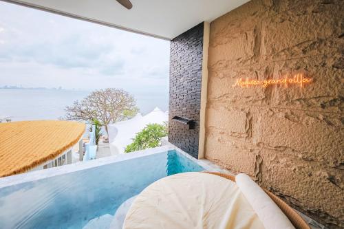 madusea grand villa