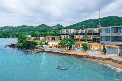 madusea grand villa