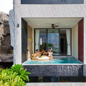 madusea grand villa