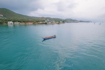 madusea grand villa