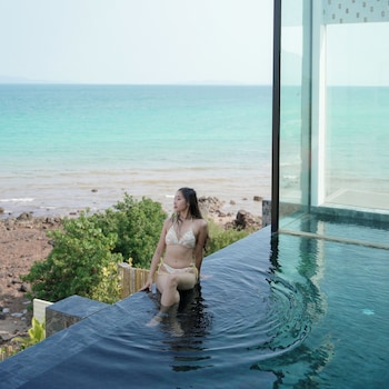 madusea grand villa