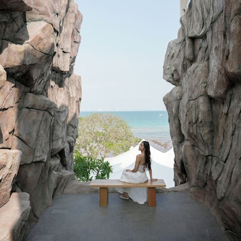 madusea grand villa