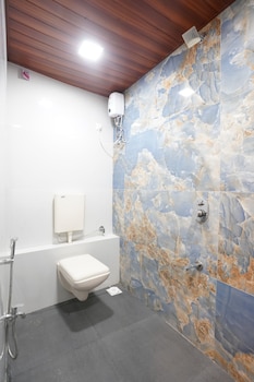 hotel sky suites sahar cargo