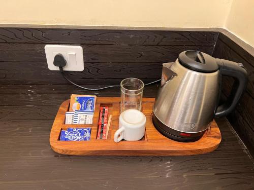 hotel sky suites sahar cargo