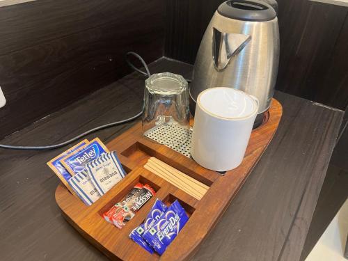 hotel sky suites sahar cargo