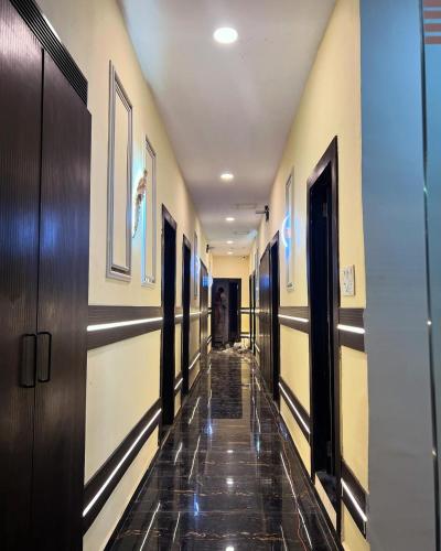 hotel sky suites sahar cargo