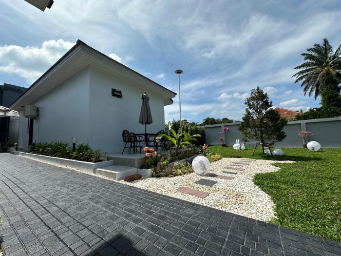 aonang nine poolvilla resort